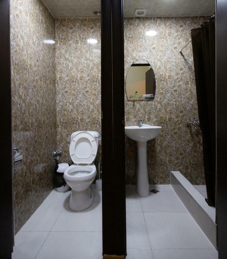 Tempus Hotel-Hostel Jerevan Eksteriør billede