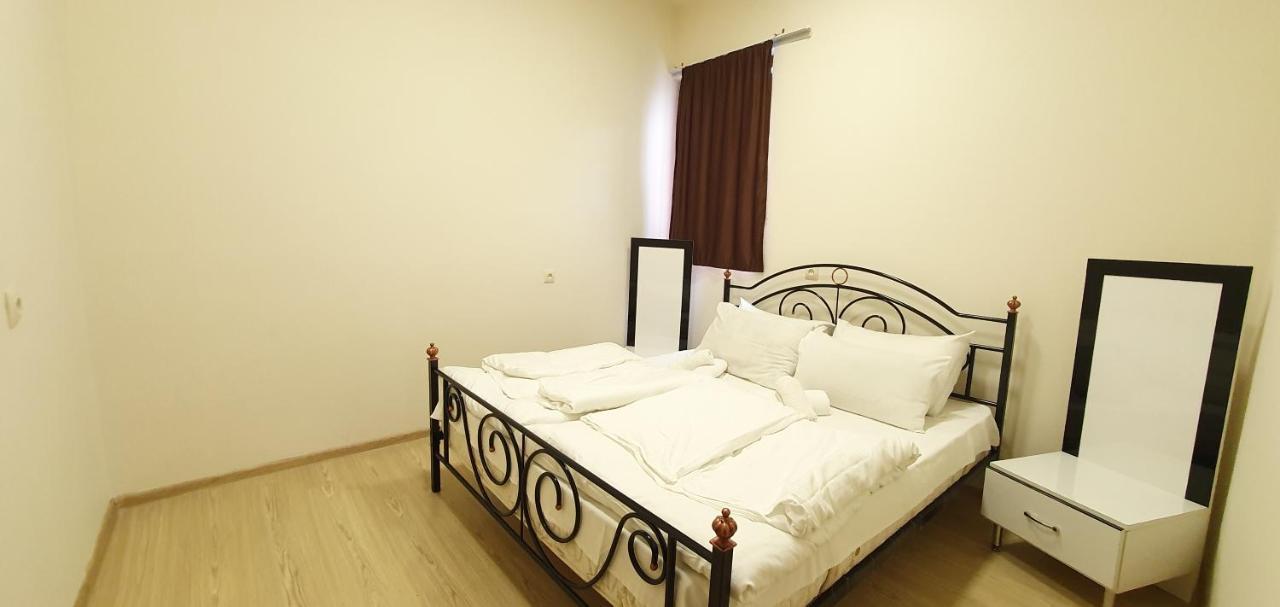 Tempus Hotel-Hostel Jerevan Eksteriør billede